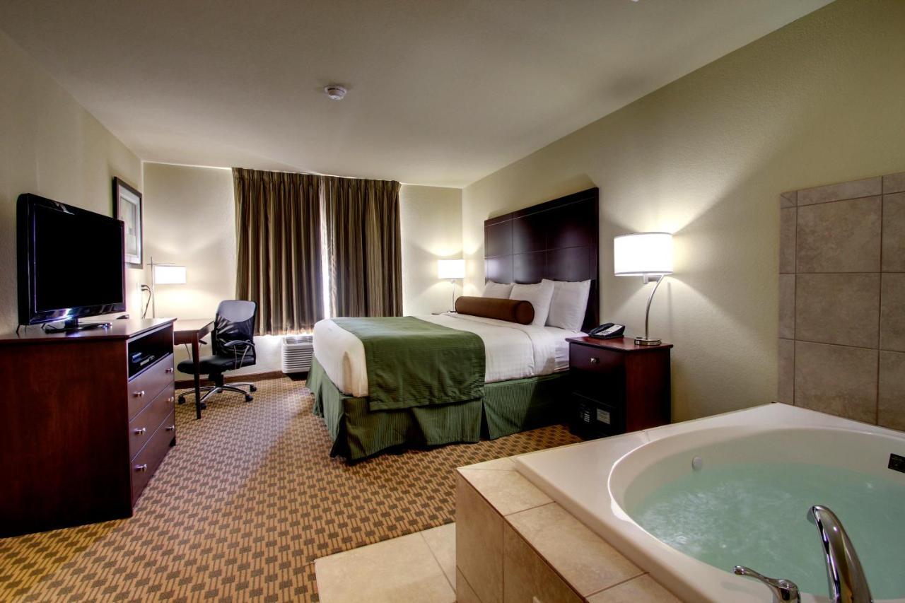 Cobblestone Inn & Suites - Carrington Eksteriør billede