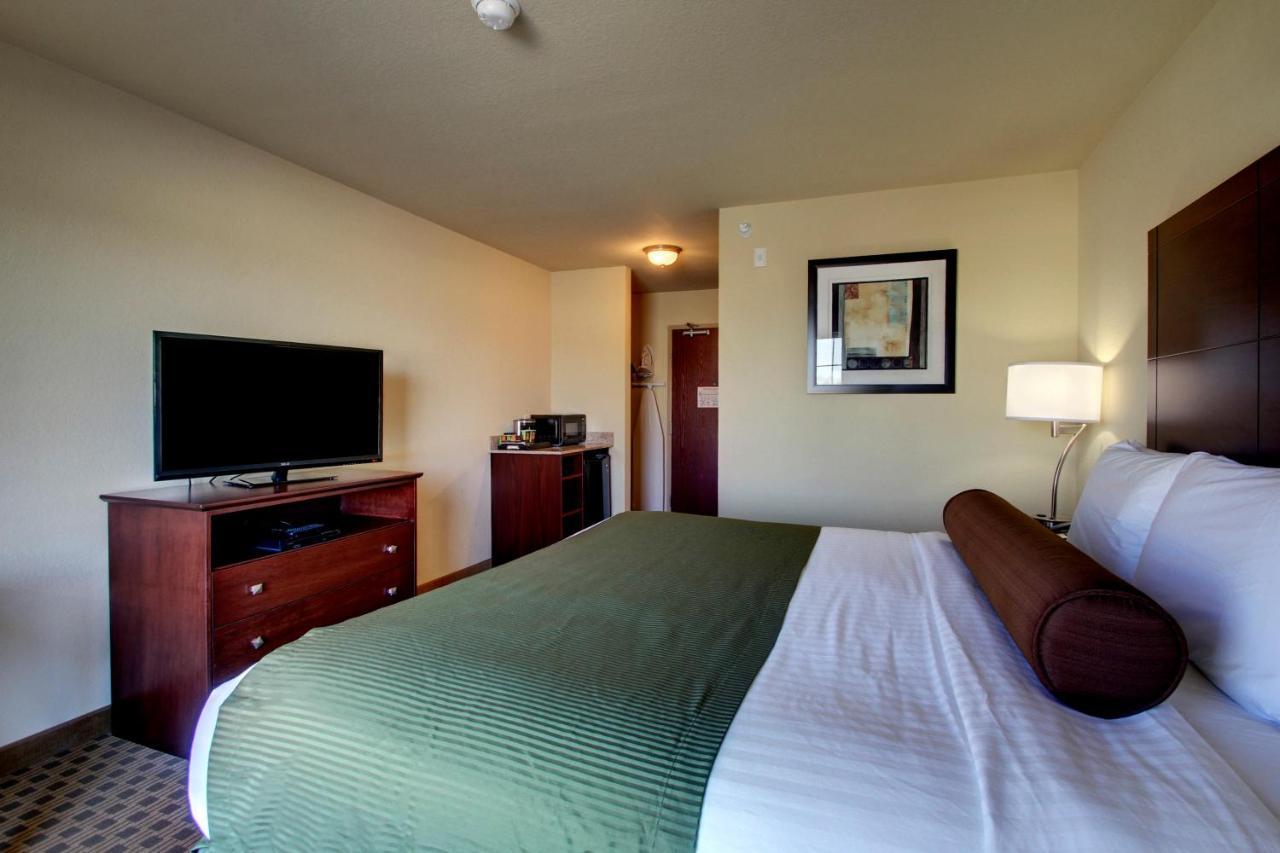 Cobblestone Inn & Suites - Carrington Eksteriør billede