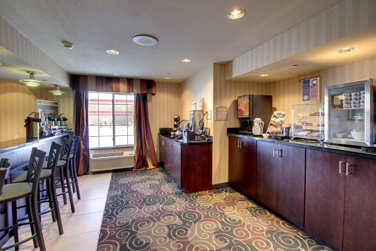 Cobblestone Inn & Suites - Carrington Eksteriør billede
