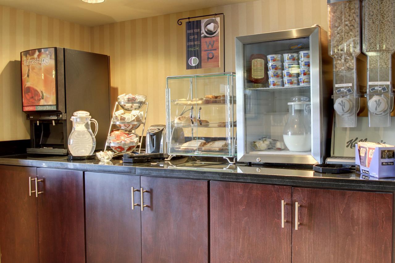 Cobblestone Inn & Suites - Carrington Eksteriør billede