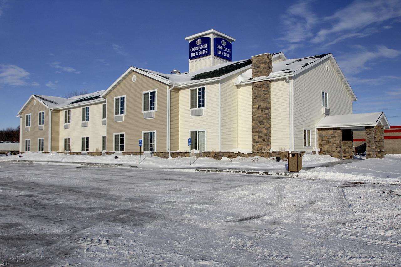 Cobblestone Inn & Suites - Carrington Eksteriør billede