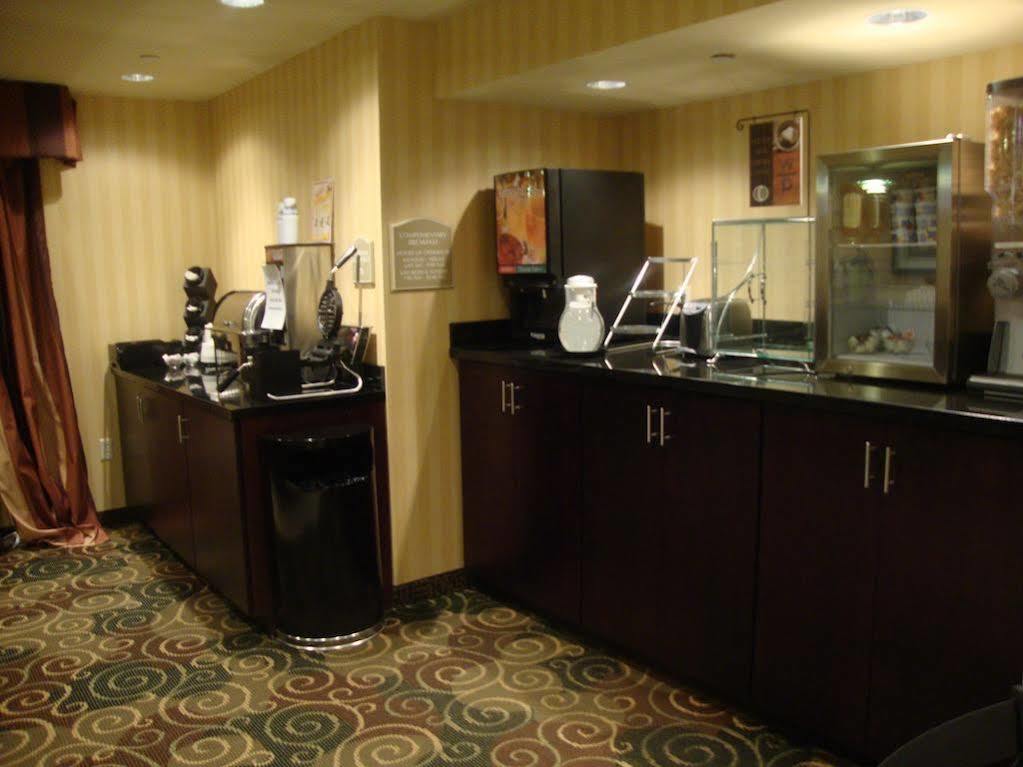 Cobblestone Inn & Suites - Carrington Eksteriør billede