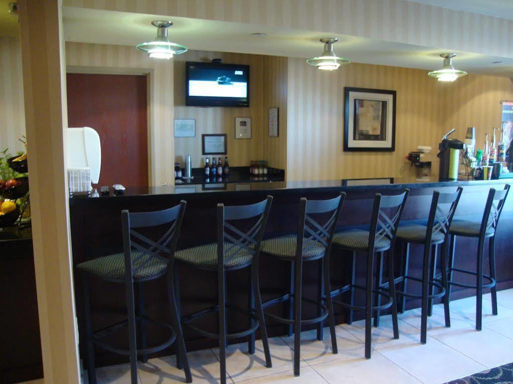 Cobblestone Inn & Suites - Carrington Eksteriør billede