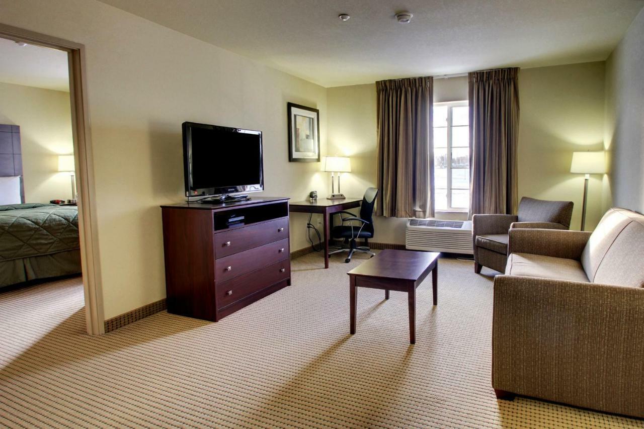 Cobblestone Inn & Suites - Carrington Eksteriør billede